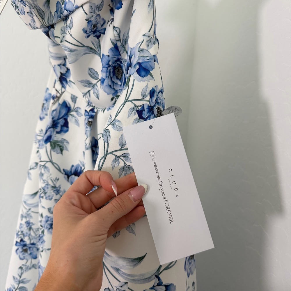 Club L London Blue Porcelain Print Bandeau Midi Dress With Volume Skirt - NWT - Picture 9 of 10